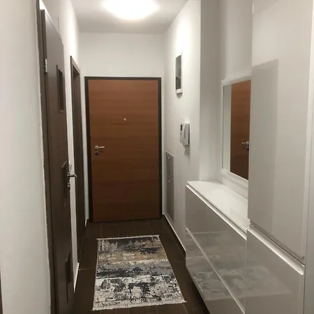 C&e Apartment Struga