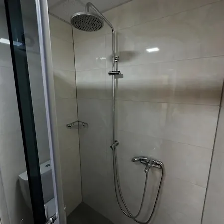 Apartment C&e