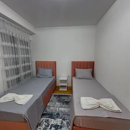 C&e Apartment